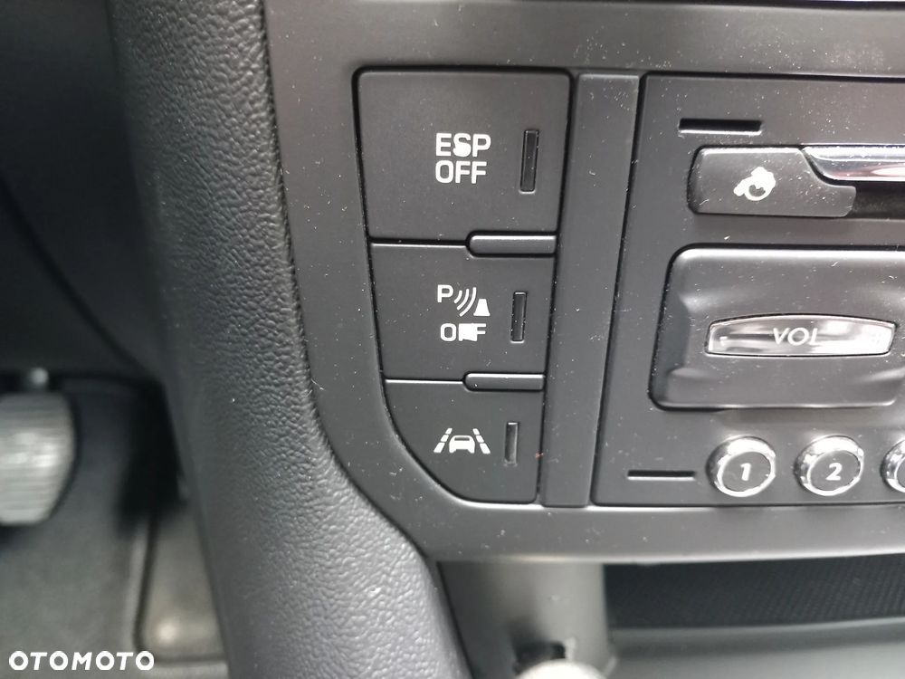 Citroën C5 2.0 HDi Dynamique Equilibre Navi - 26