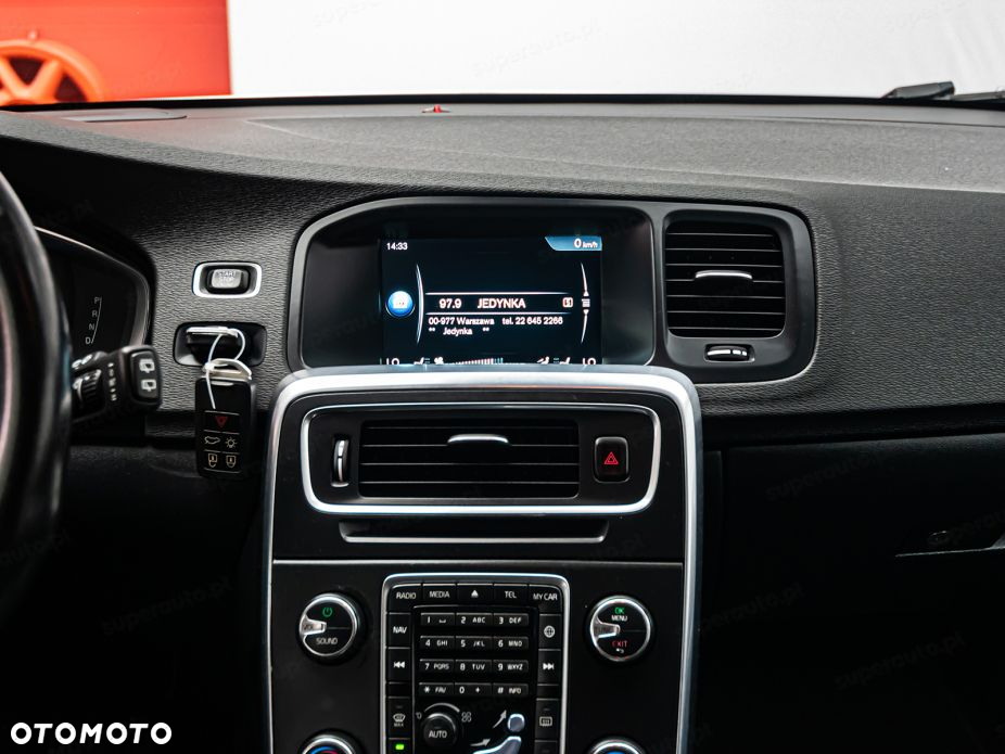 Volvo V60 - 16