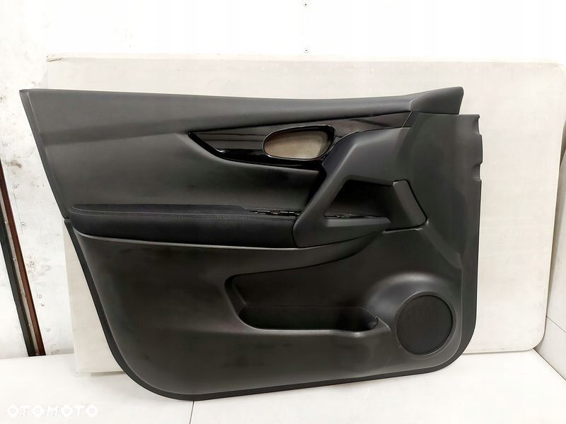 NISSAN QASHQAI II J11 BOCZEK DRZWI LEWY PRZÓD - 1