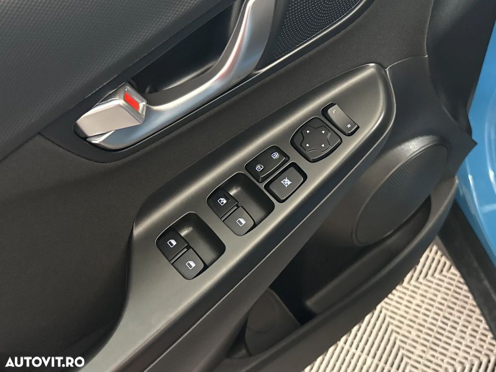 Hyundai KONA 1.0 T-GDI 120 CP 7 DCT 2WD Highway - 15
