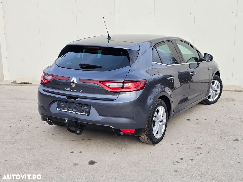 Renault Megane ENERGY TCe 130 BOSE EDITION - 2