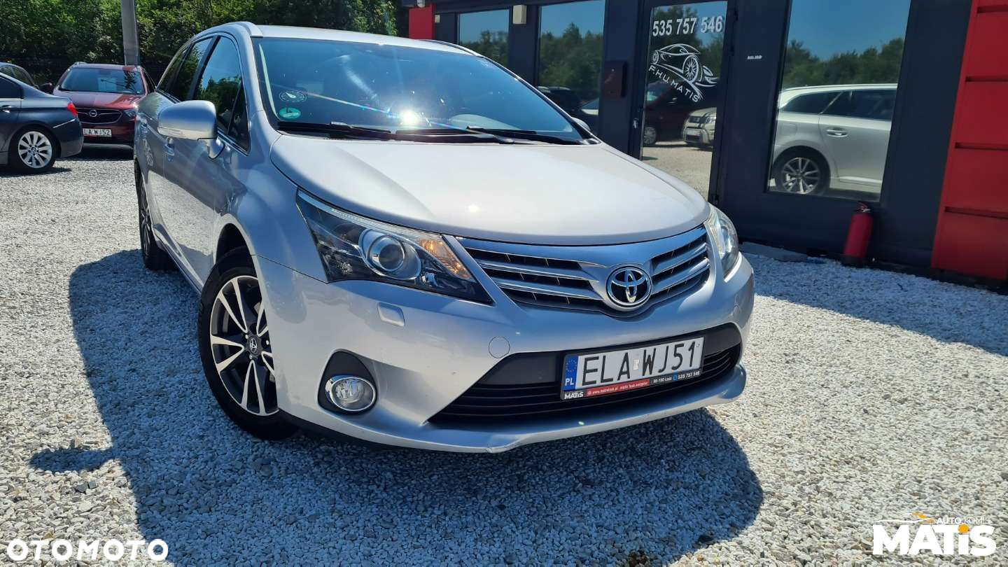 Toyota Avensis - 12