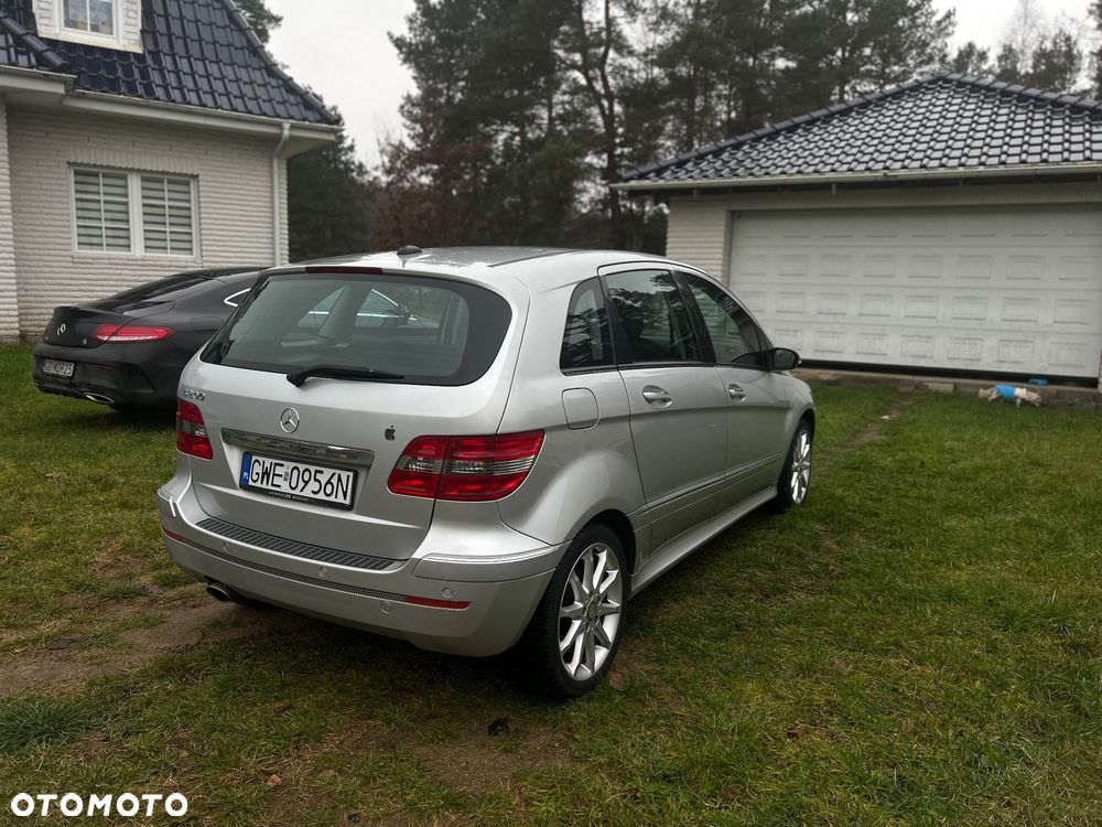 Mercedes-Benz Klasa B 200 Special Edition - 3
