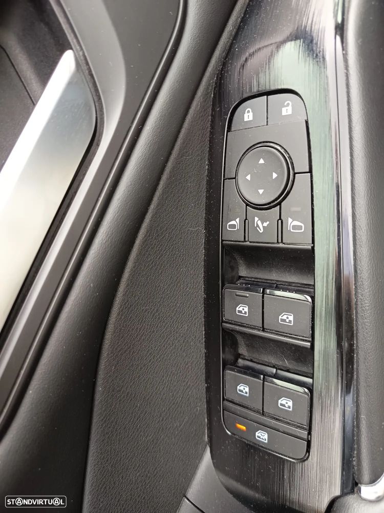 Nissan Qashqai 1.3 DIG-T N-Connecta J18 - 13