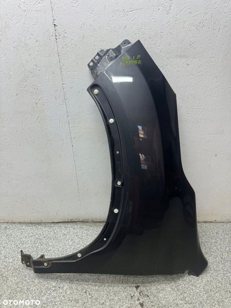 BŁOTNIK LEWY PRZÓD SUBARU FORESTER V 2019-2023 KOD KOLORU P8Y