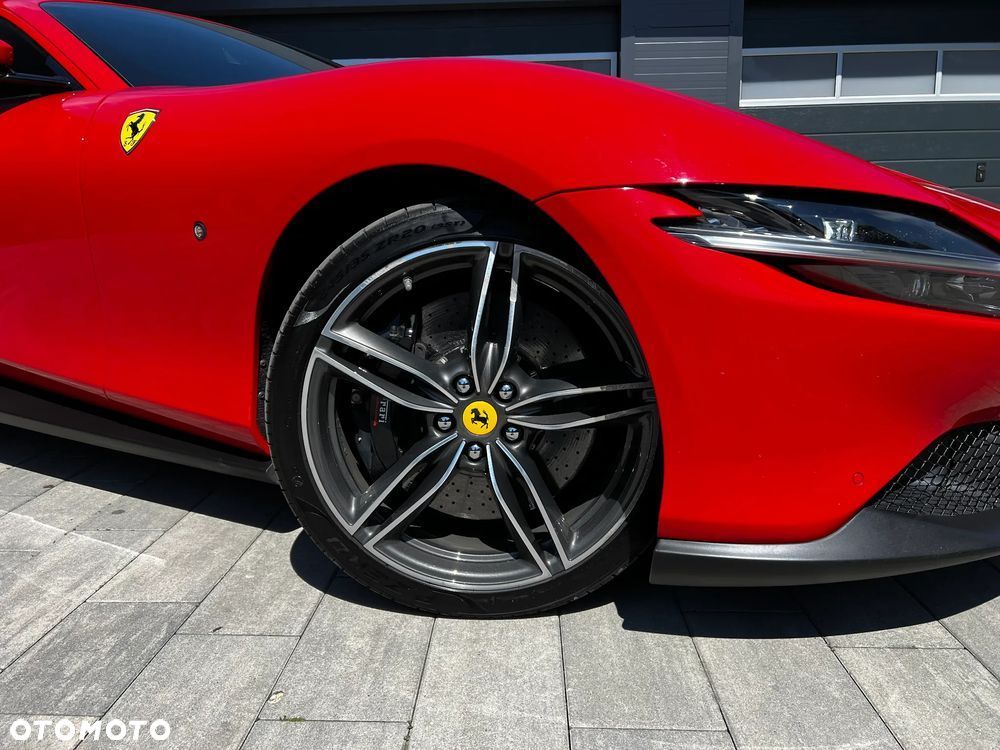 Ferrari Roma - 8