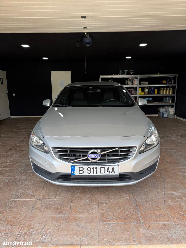 Volvo S60 D4 Summum - 4