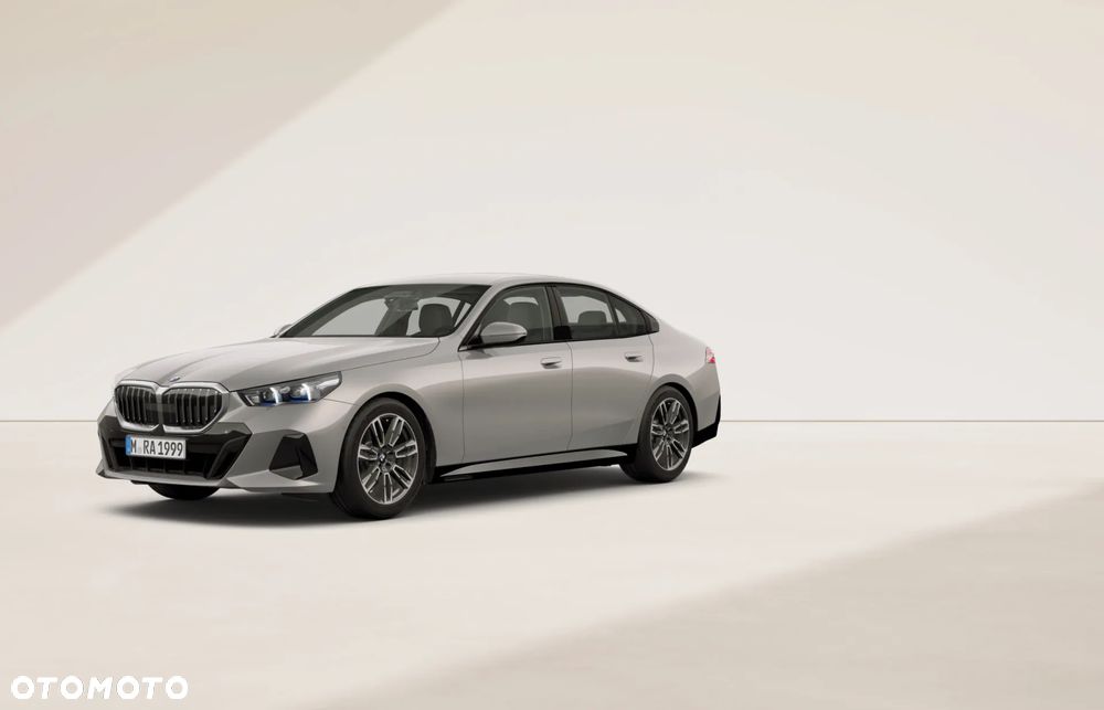BMW Seria 5 520d xDrive mHEV M Sport - 1