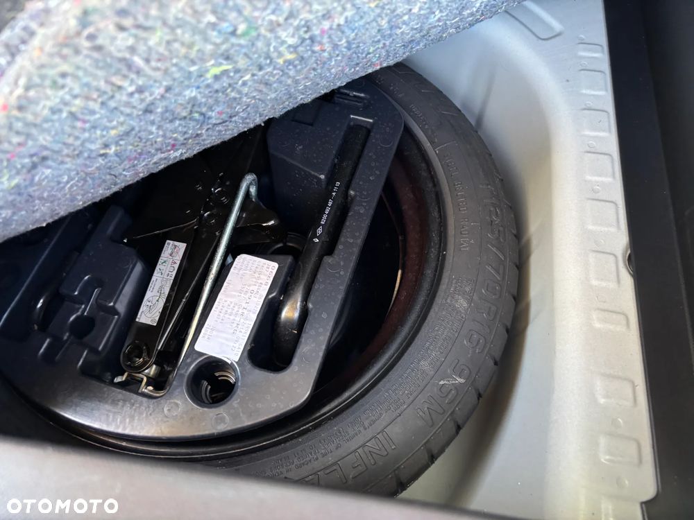 Renault Captur - 29