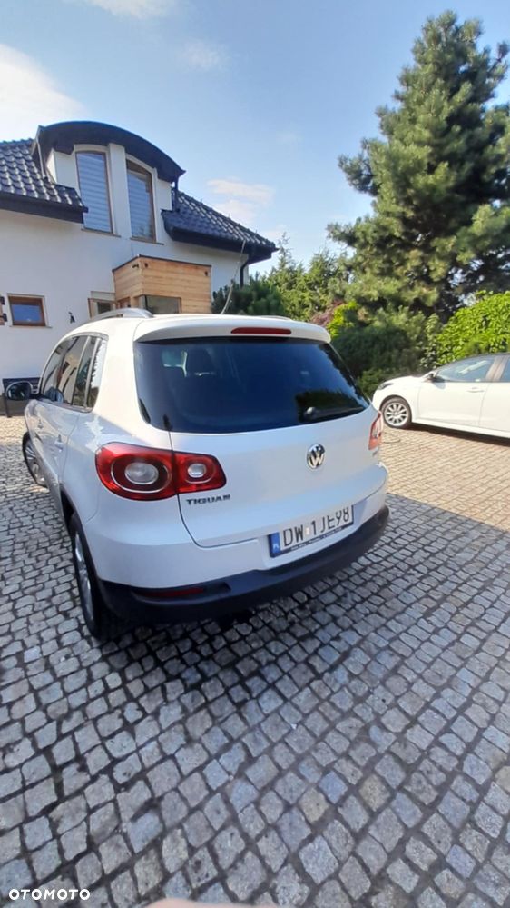 Volkswagen Tiguan - 3
