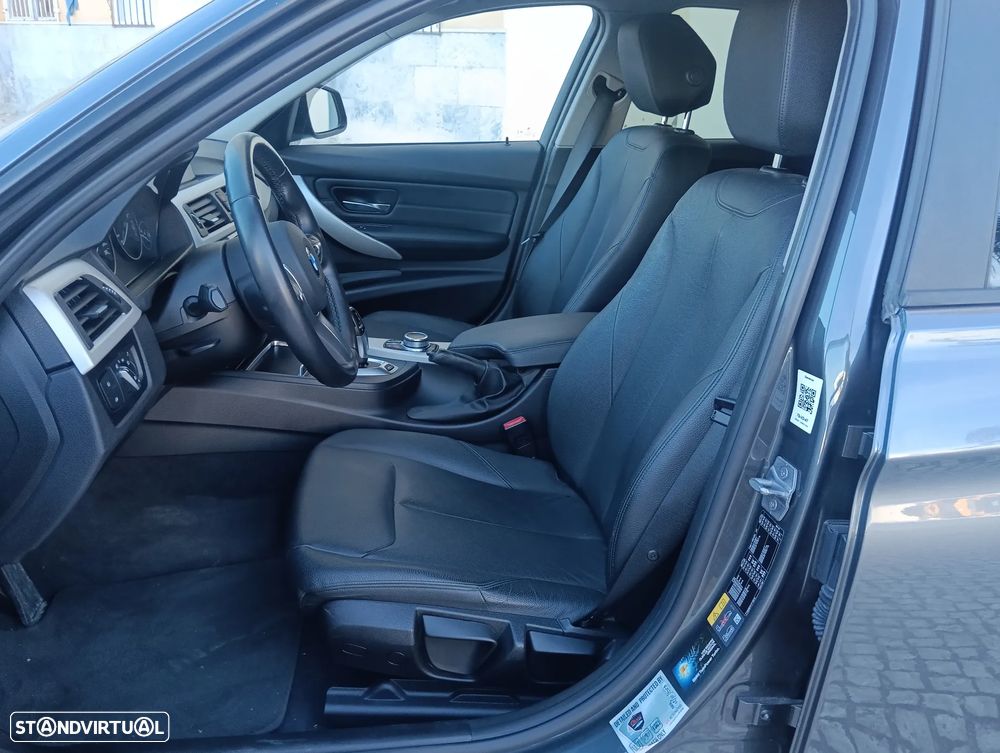 BMW 330 e iPerformance Pack M - 7