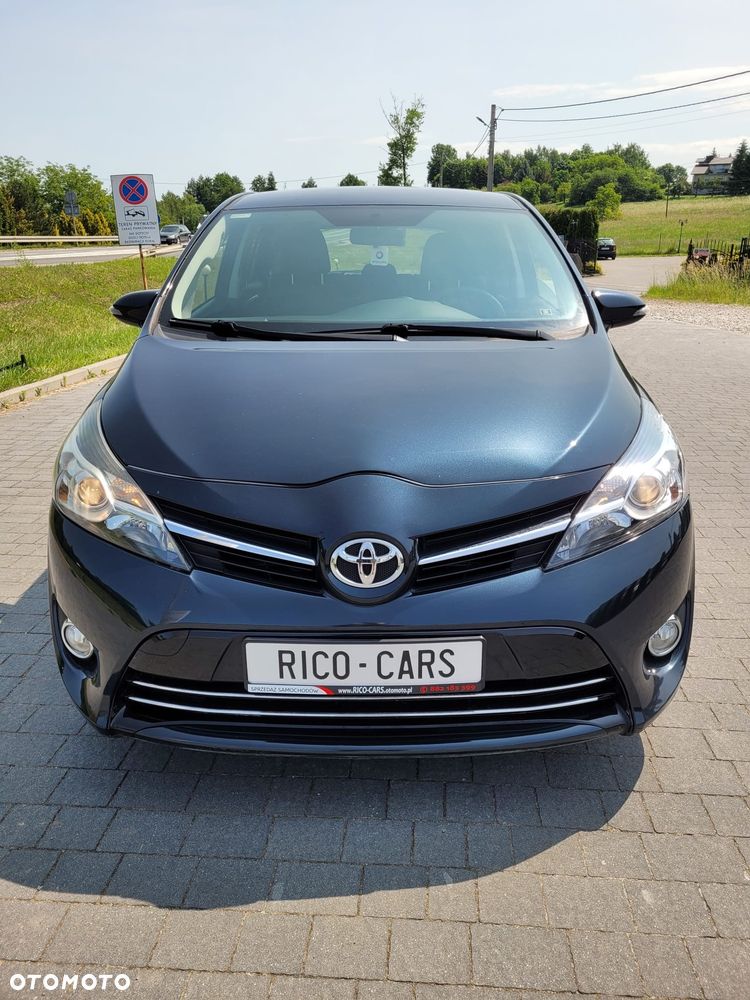 Toyota Verso - 2