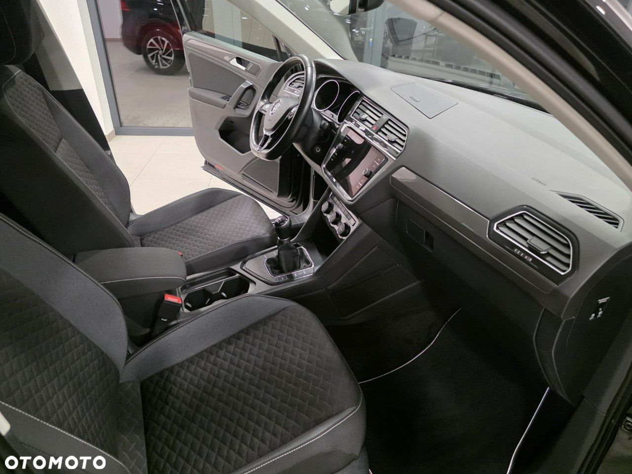 Volkswagen Tiguan 2.0 TDI BMT SCR JOIN - 27