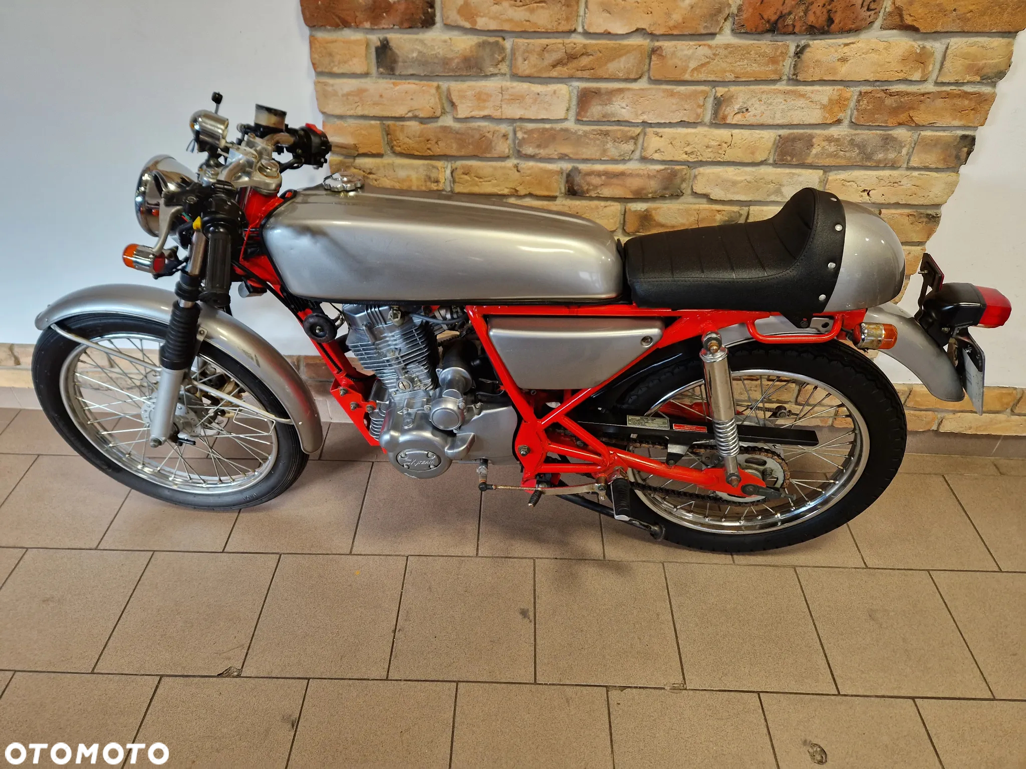 Honda Inny - 12