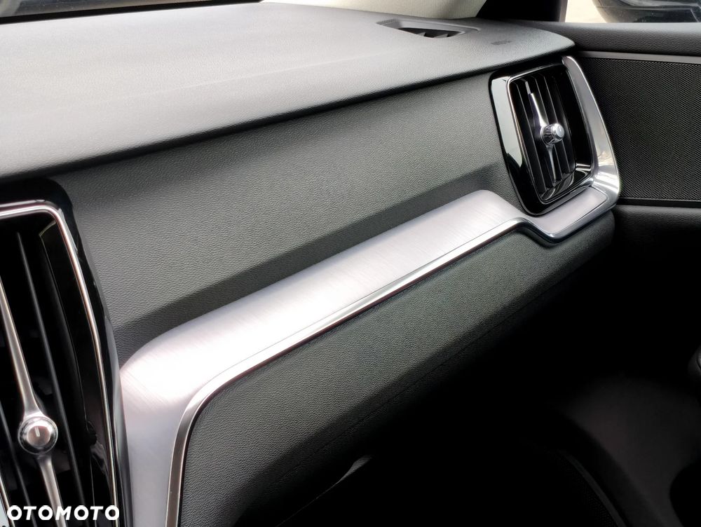 Volvo V60 B4 D Geartronic Momentum Pro - 21
