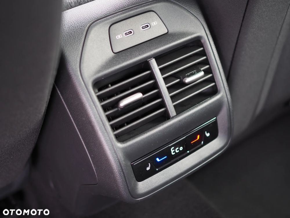Skoda Superb 2.0 TSI Drive DSG - 2