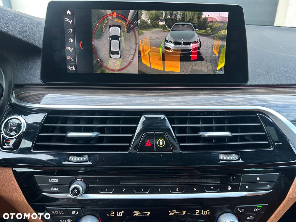 BMW Seria 5 540i xDrive Luxury Line sport - 12
