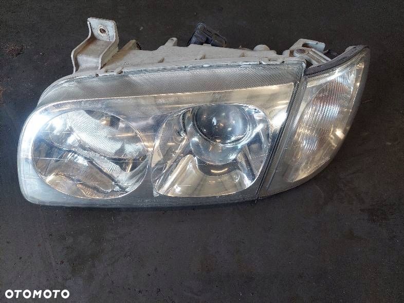 KOMPLETNY PRZÓD MASKA ZDERZAK LAMPA BTŁTNIK HYUNDAI TRAJET 04-08r YK - 15