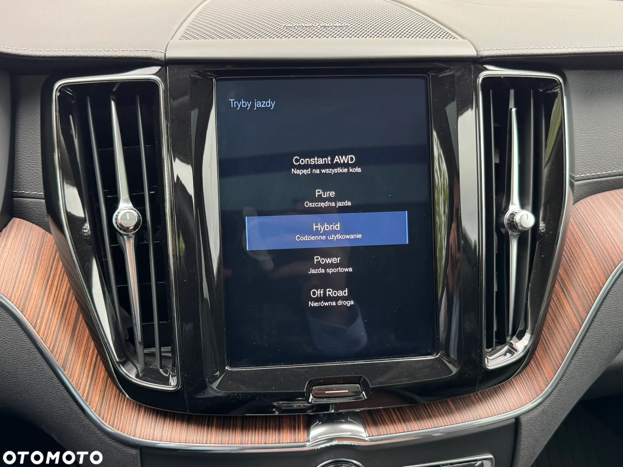 Volvo XC 60 T8 AWD Plug-In Hybrid Inscription - 22