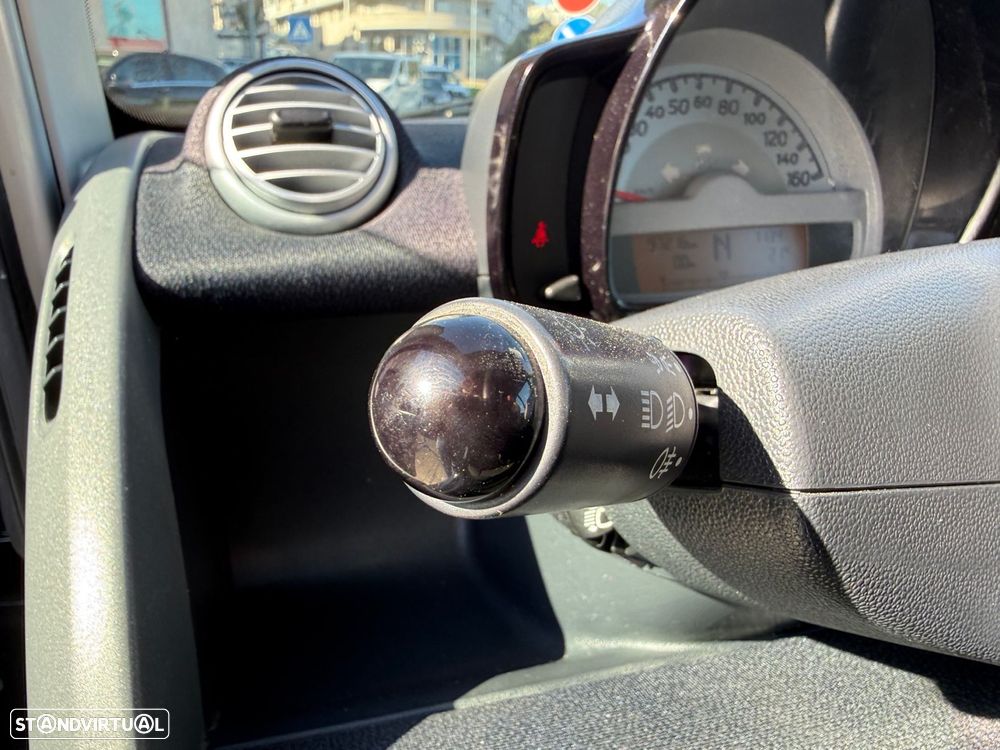 Smart ForTwo Coupé 1.0 mhd Passion 71 - 10