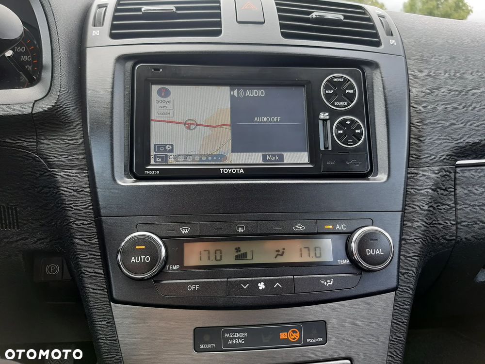 Toyota Avensis 1.8 Executive - 15