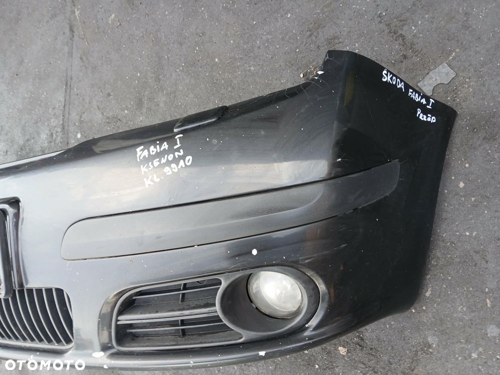 Skoda Fabia I Lift Zderzak przedni pod Xenon kod lakieru 9910 - 4