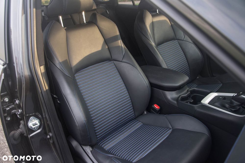 Toyota RAV4 2.5 Hybrid Selection 4x2 - 19