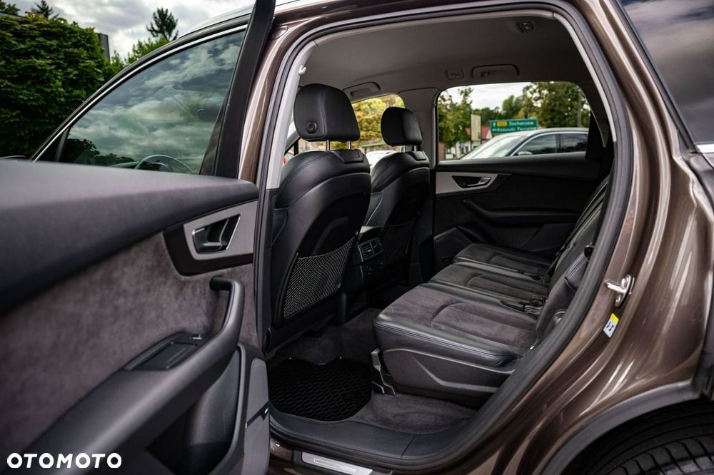Audi Q7 3.0 TDI ultra Quattro Tiptr - 29