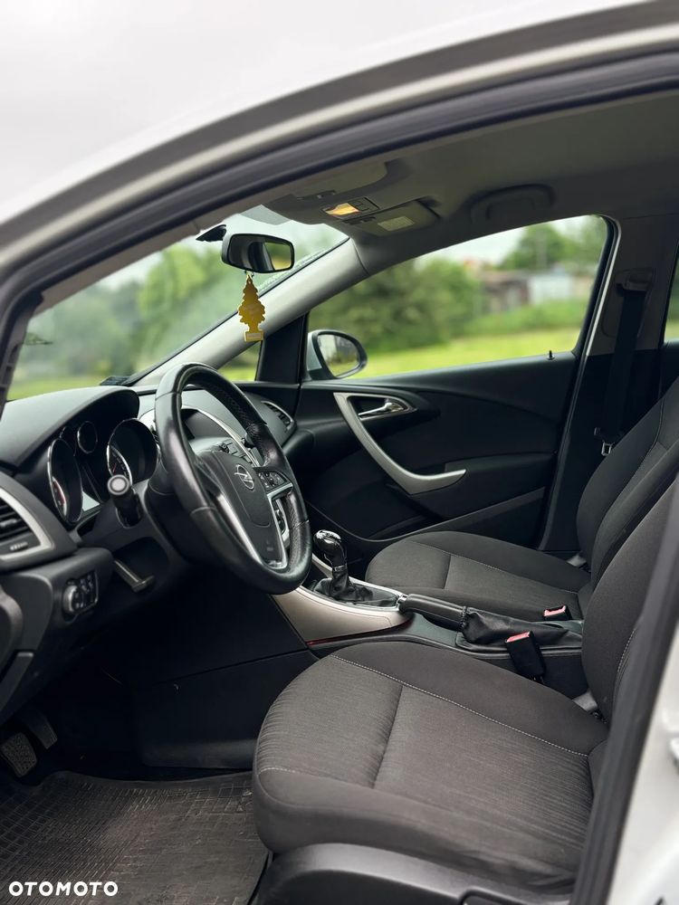 Opel Astra 1.4 Turbo - 12