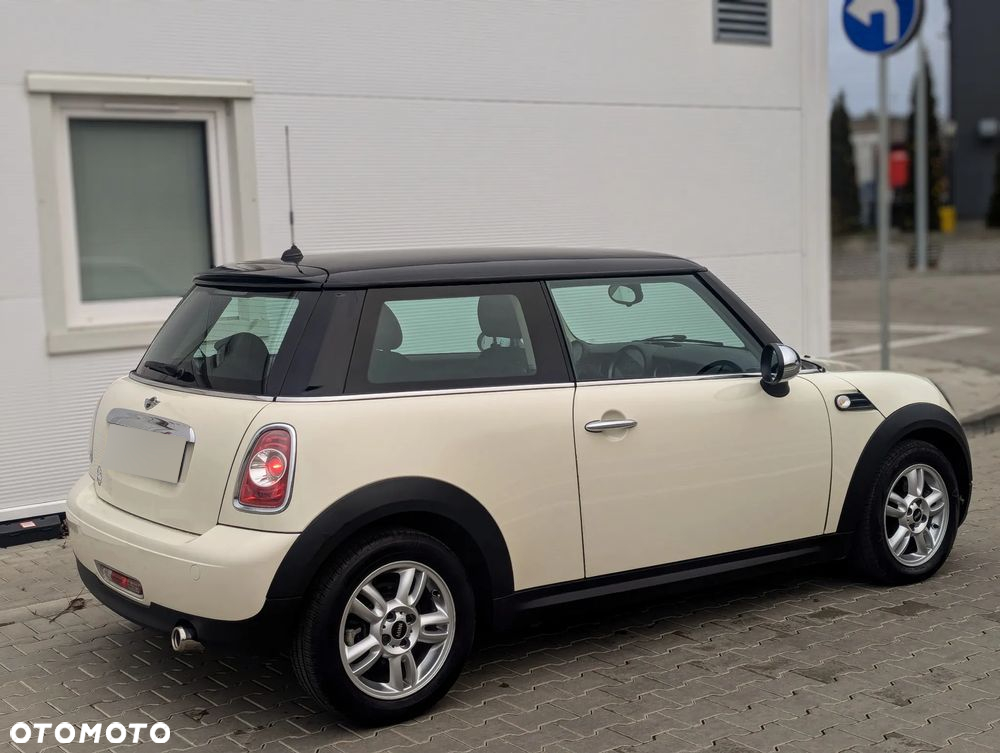 MINI ONE D - 12