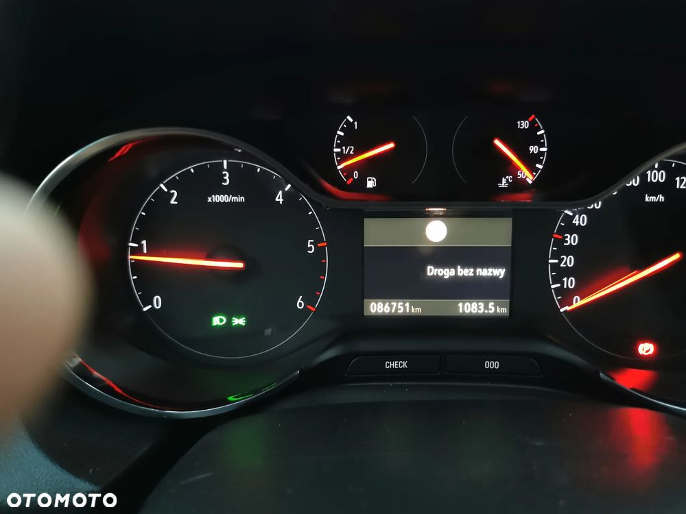 Opel Grandland X 1.5 D Start/Stop Business INNOVATION - 12