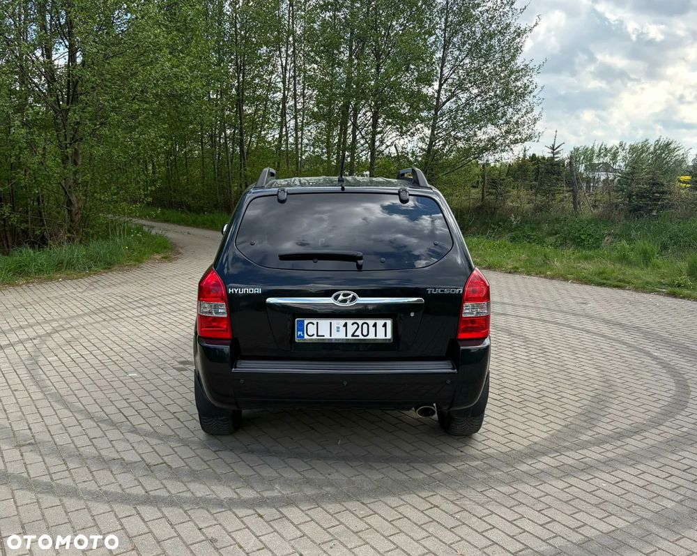 Hyundai Tucson 2.0 2WD GLS - 7