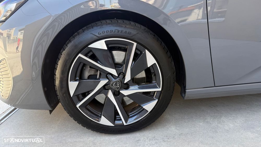 Peugeot 308 SW 1.6 Hybrid Allure e-EAT8 - 40