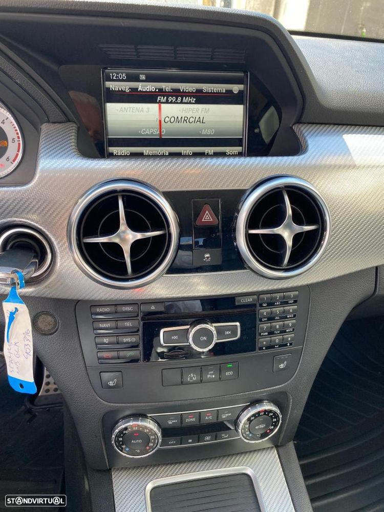 Mercedes-Benz GLK 250 CDI DPF 4Matic BlueEFFICIENCY 7G-TRONIC SPORT EDITION - 23
