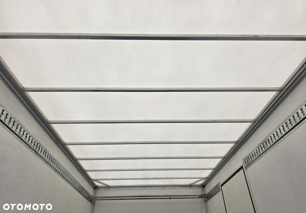 Renault Master - 25