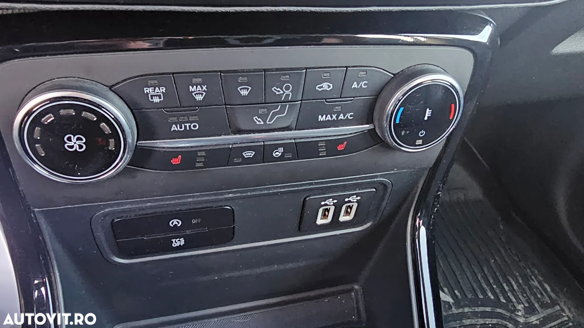 Ford EcoSport - 18