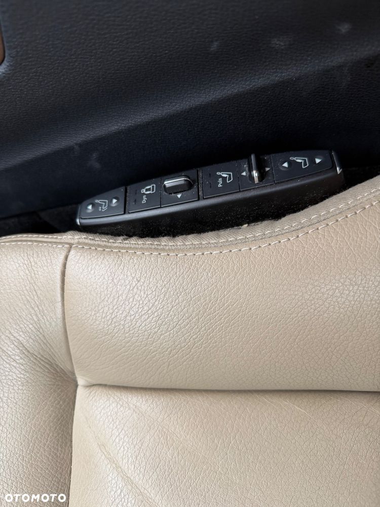 Mercedes-Benz Klasa E 250 CDI 4-Matic BlueEff Avantgarde - 19