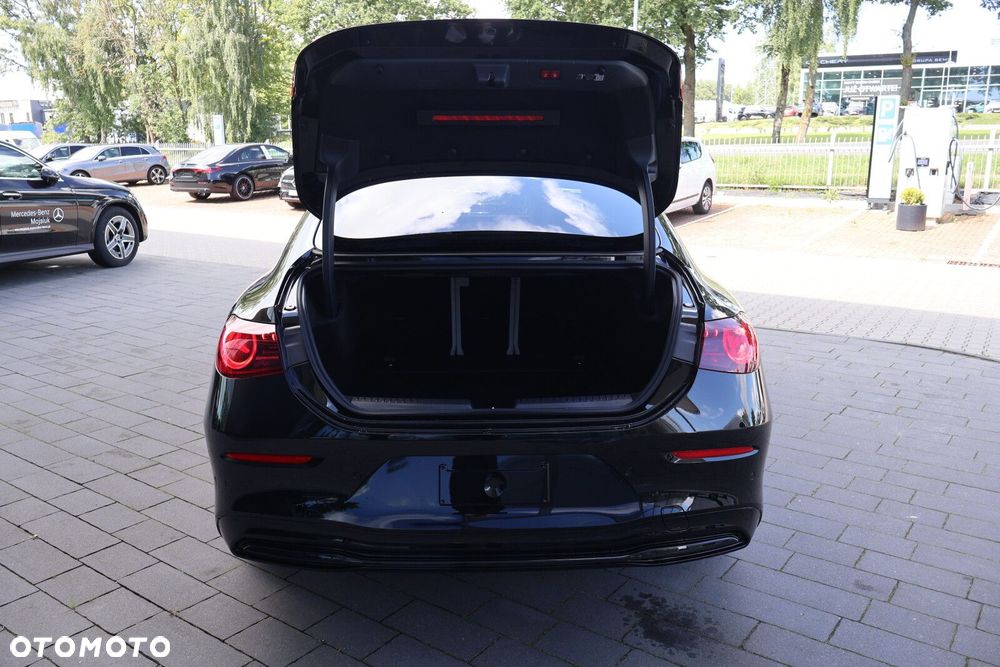 Mercedes-Benz CLA - 8
