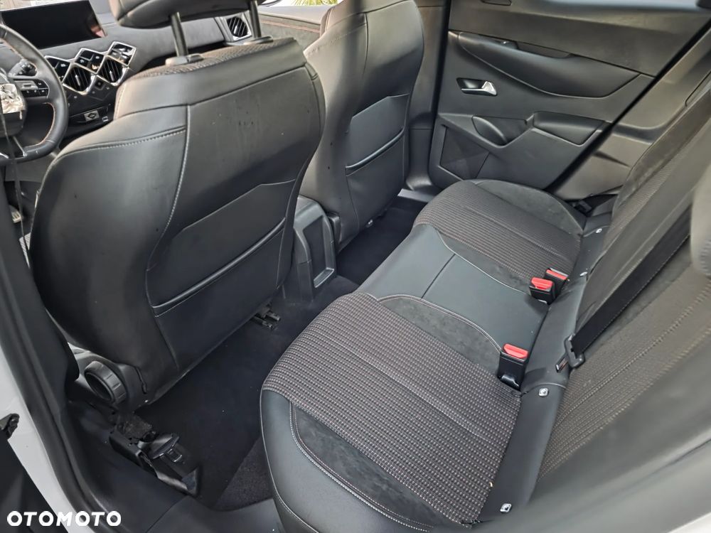 DS Automobiles DS 3 Crossback - 17