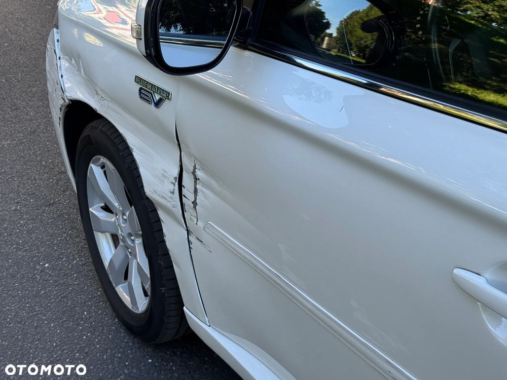 Mitsubishi Outlander PHEV Instyle NAVI + - 30