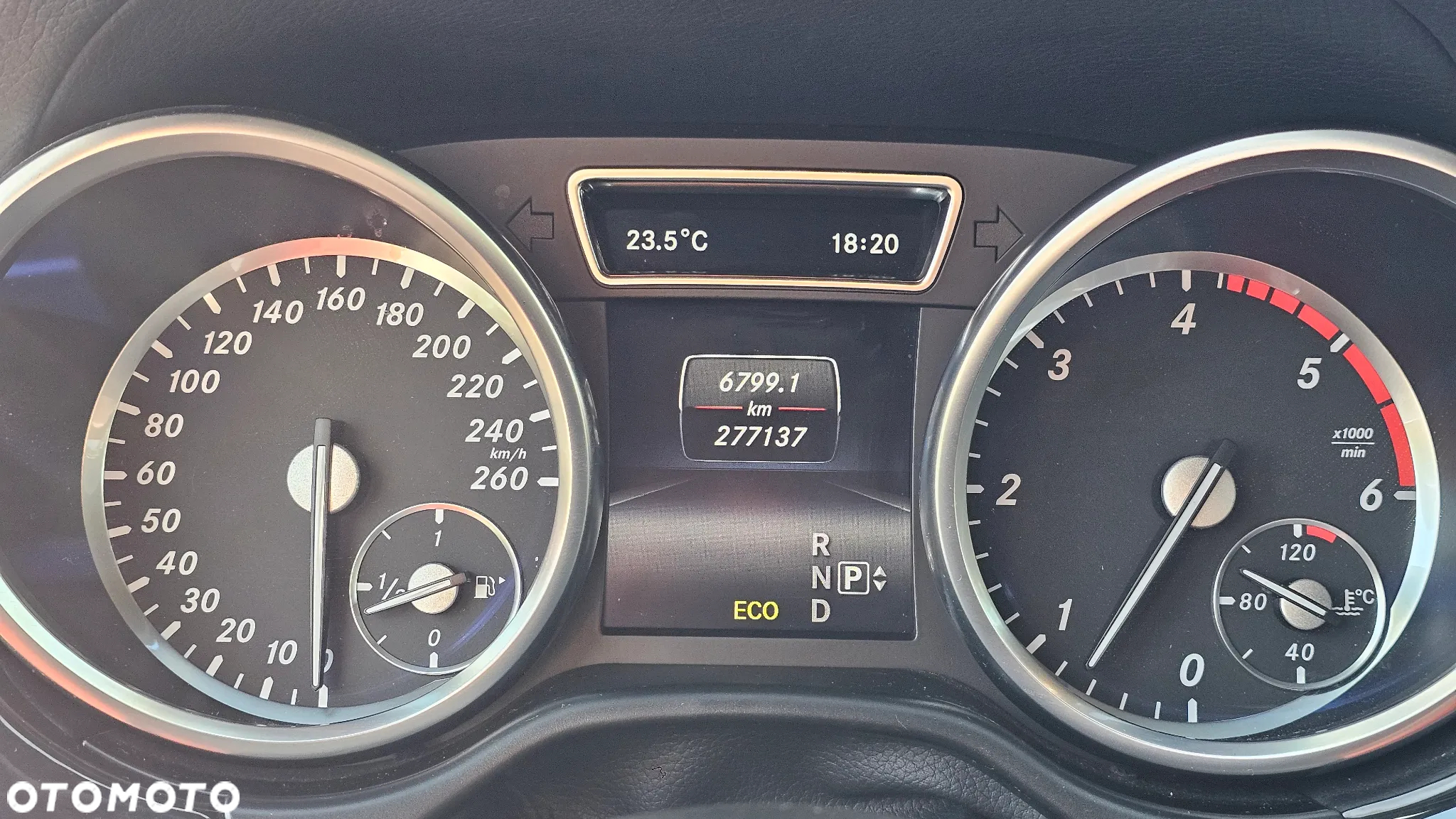 Mercedes-Benz ML 350 BlueTec 4-Matic - 16