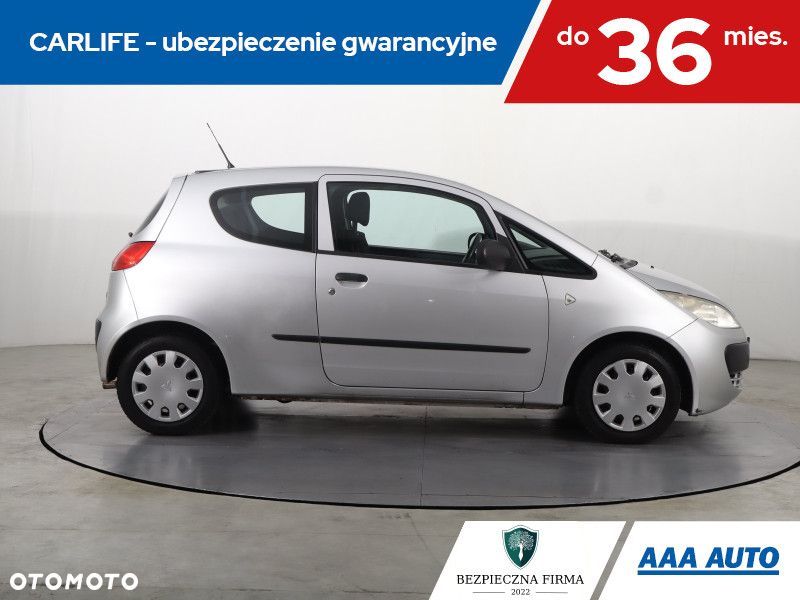 Mitsubishi Colt - 8