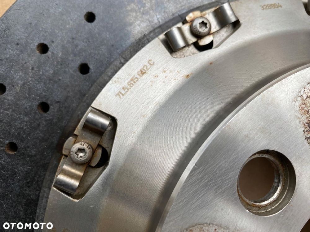 7l5615602c CERAMICZNA TARCZA HAMULCOWA CAYENNE 7P5 - 2