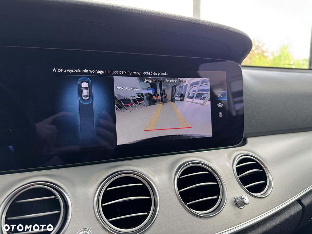Mercedes-Benz Klasa E 220 d AMG/Avantgarde - 38