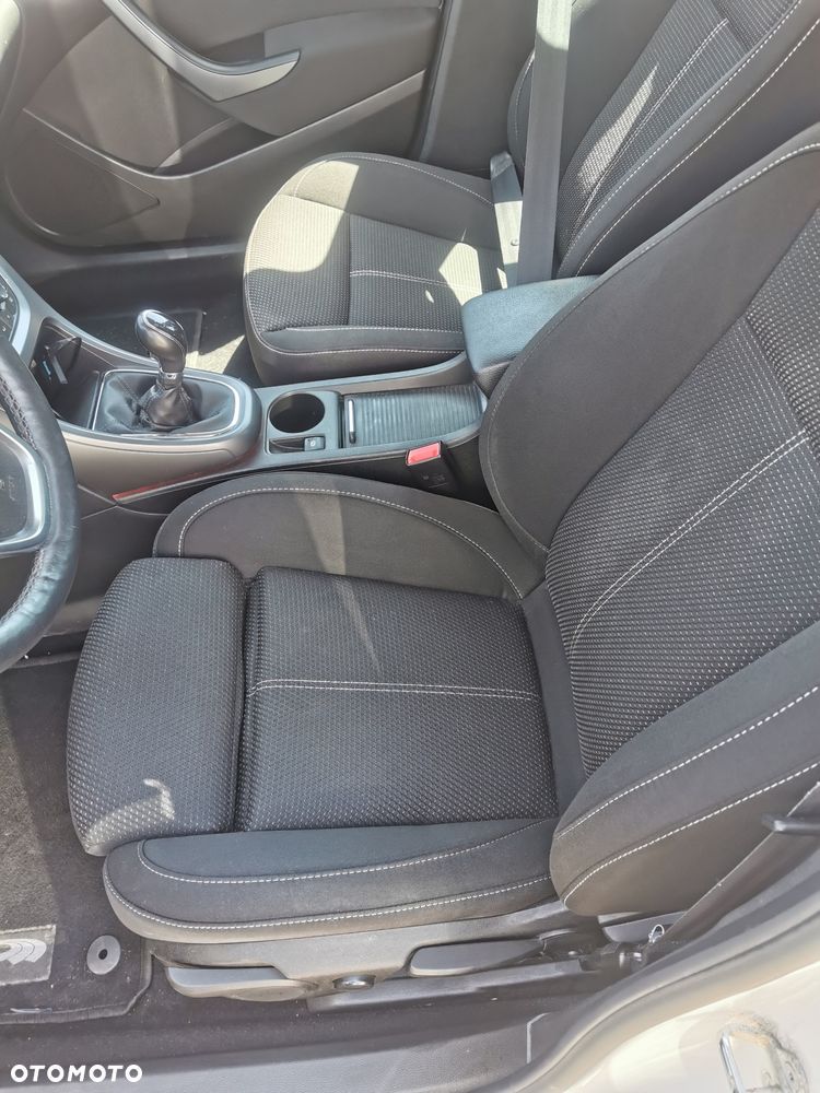 Opel Astra 1.4 Turbo - 17