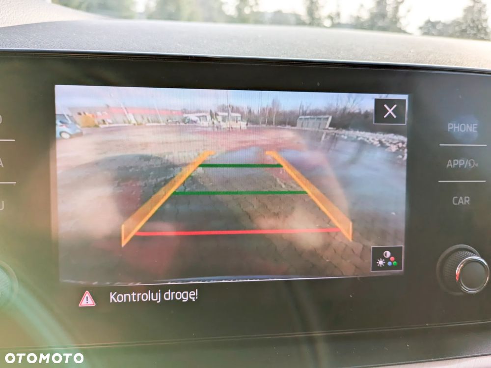 Skoda Kamiq 1.5 TSI Style DSG - 10