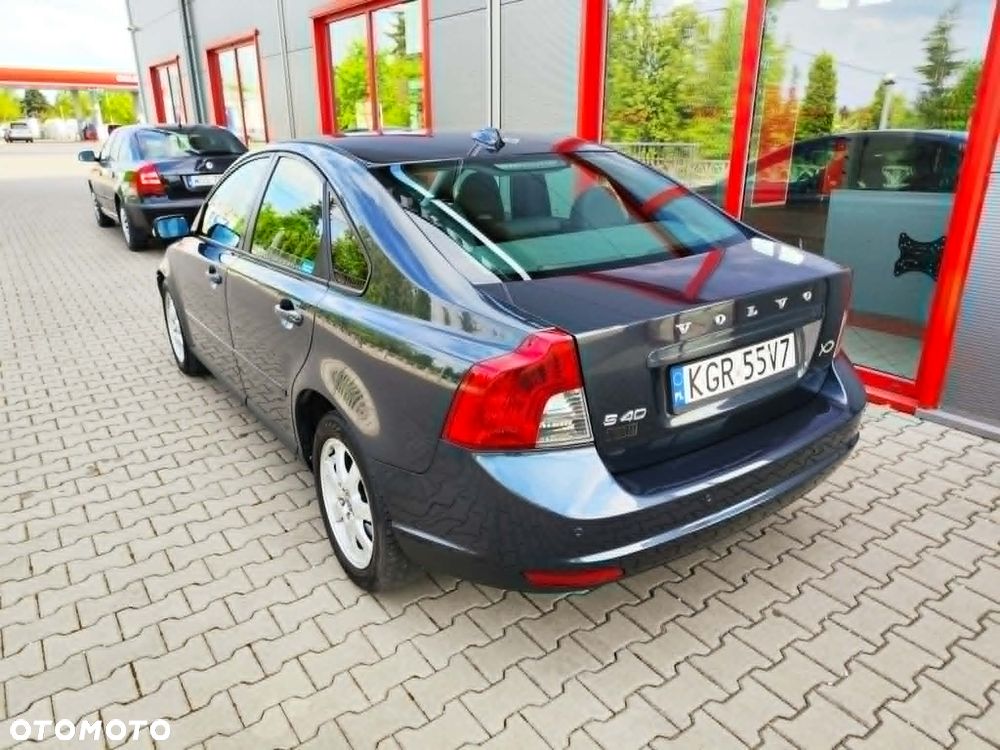 Volvo S40 2.0D - 11