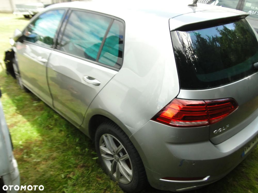 Volkswagen Golf 1.0 TSI Sound - 7