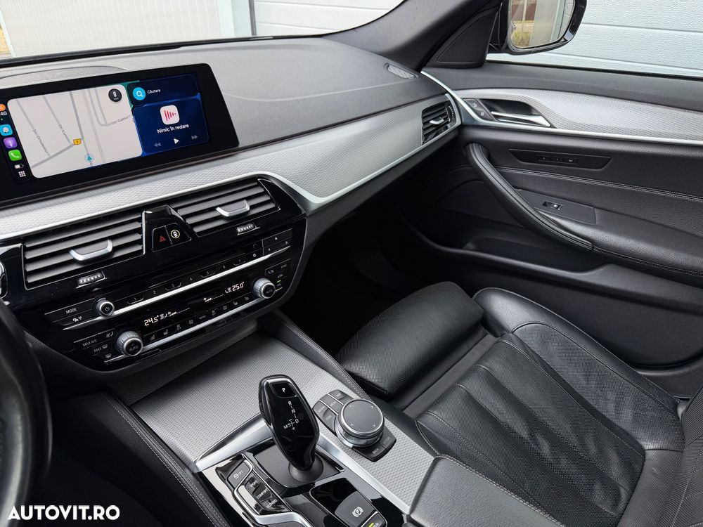 BMW Seria 5 520d Aut. - 28