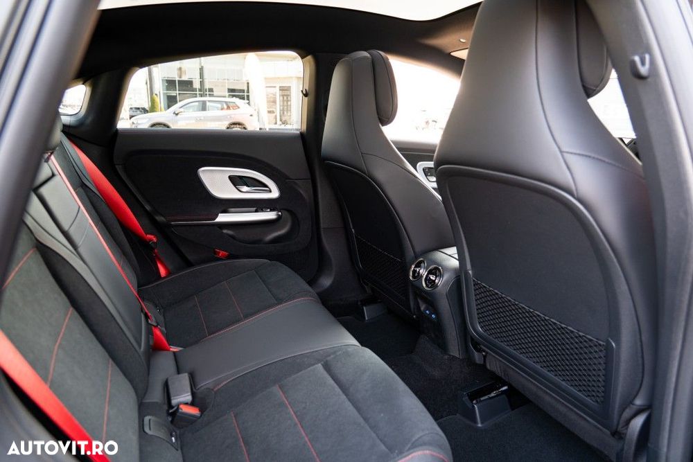 Mercedes-Benz CLA - 27